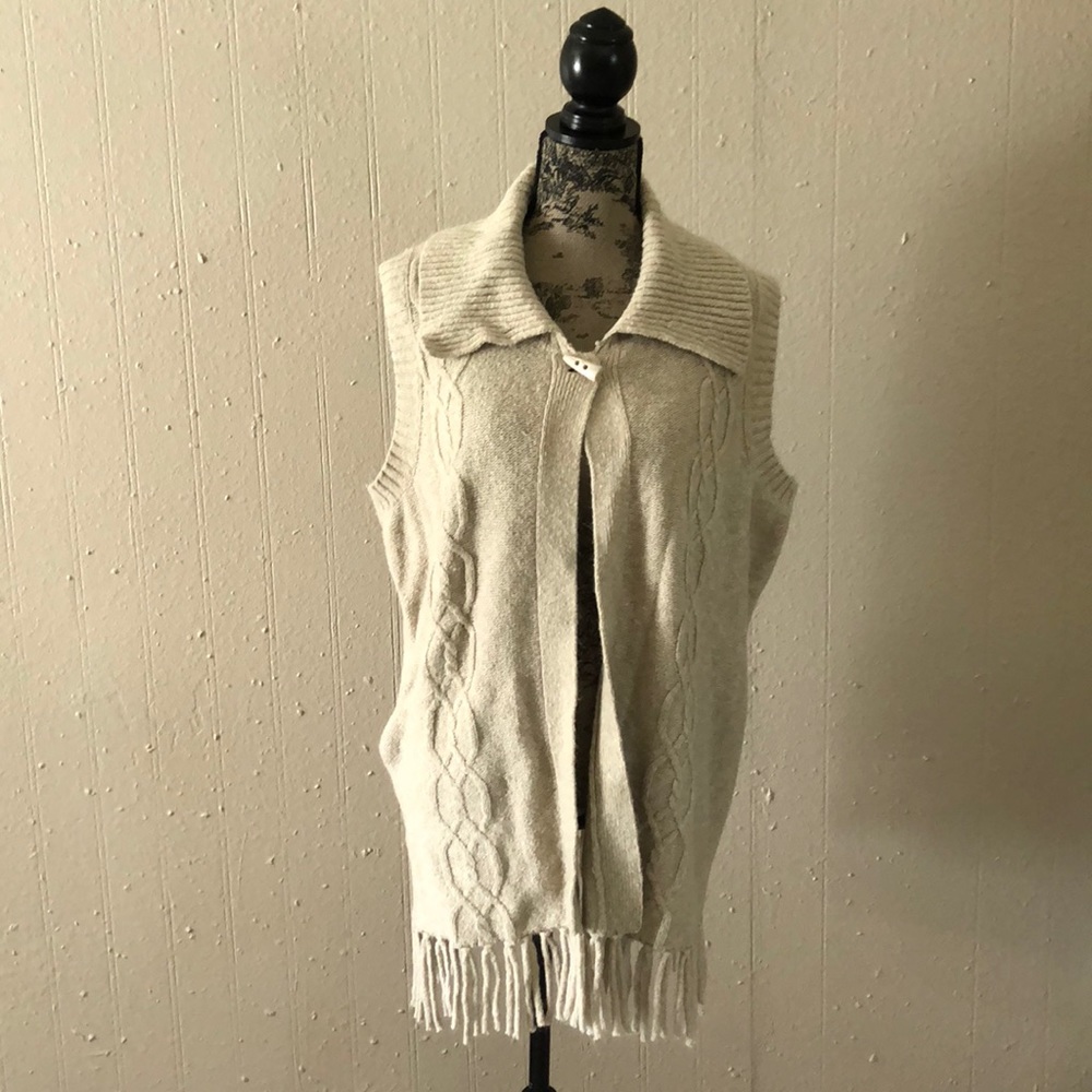 Oatmeal Fringe Vest